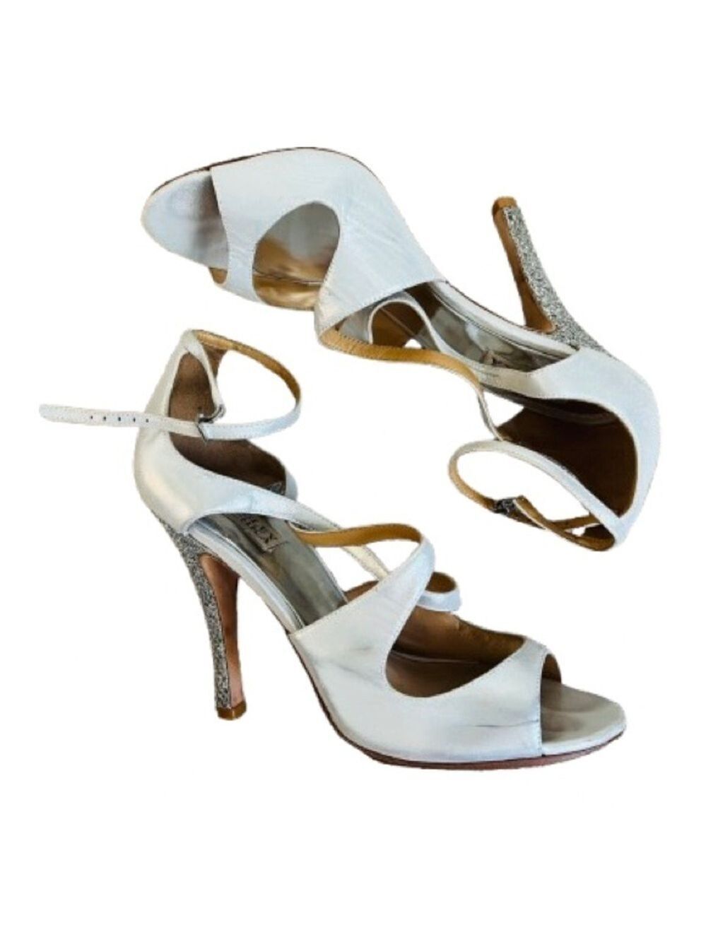 Badgley Mischka Women's
Laguna Platform Pumps Silver
Leather
Size 10 M - Picture 3 of 12